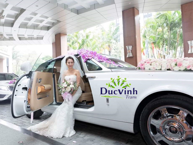 Cho thuê xe cưới Roll Royce Phantom mui trần