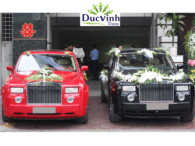 Cho thuê xe cưới Roll Royce Phantom màu đỏ