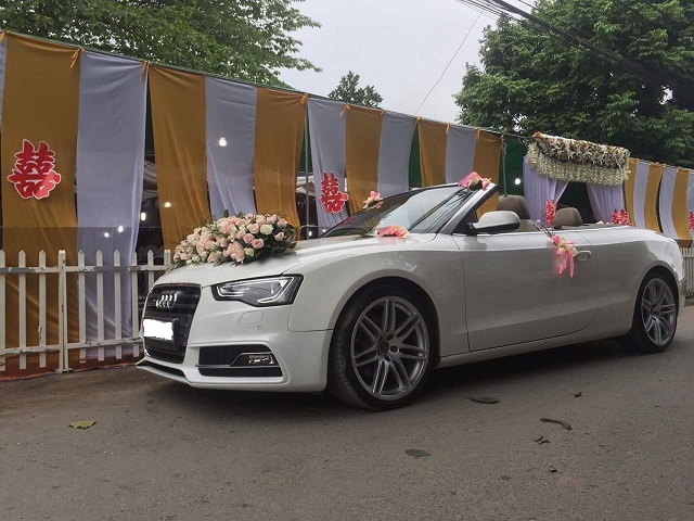 Cho thuê xe cưới màu trắng Audi S5
