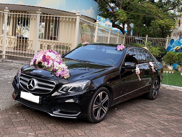 Cho thuê xe 4 chỗ VIP Mercedes E250