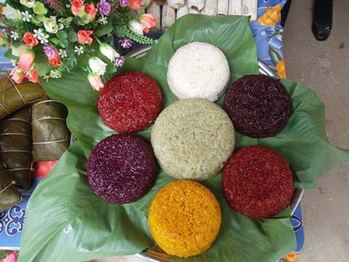 Xôi bảy màu – món ăn nổi tiếng của người Sapa