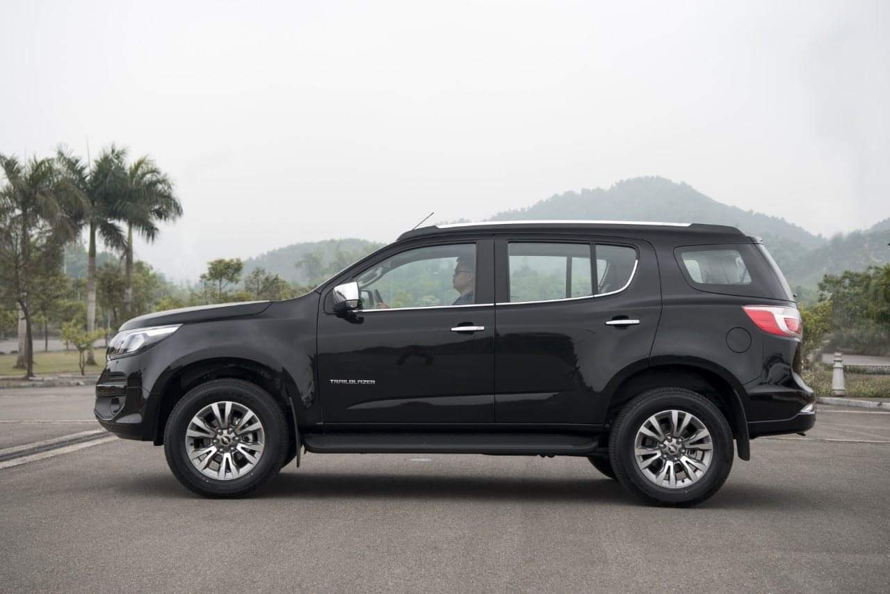 Cần thuê xe 7 chỗ giá rẻ Chevrolet Trailblazer