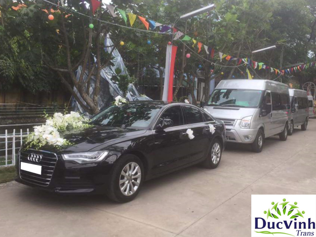 Cho thuê xe cưới Audi A6 màu đen