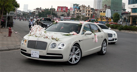 Cho thuê xe cưới VIP Bentley