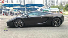 Cho thuê xe Lamborghini Gallardo đen ở đâu Hà Nội?